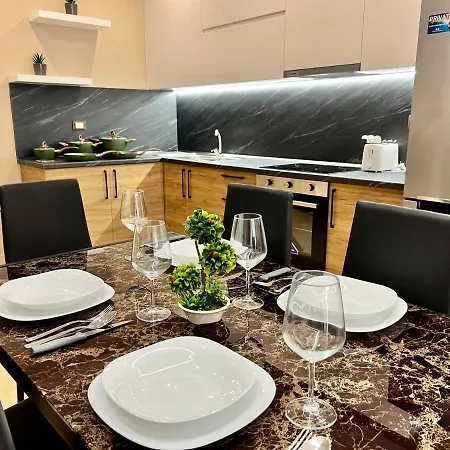 Tourists Aparthotel Vlorë