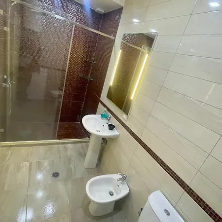 Tourists شقة فندقية