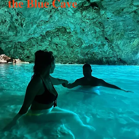 Tourists 3* فلورا